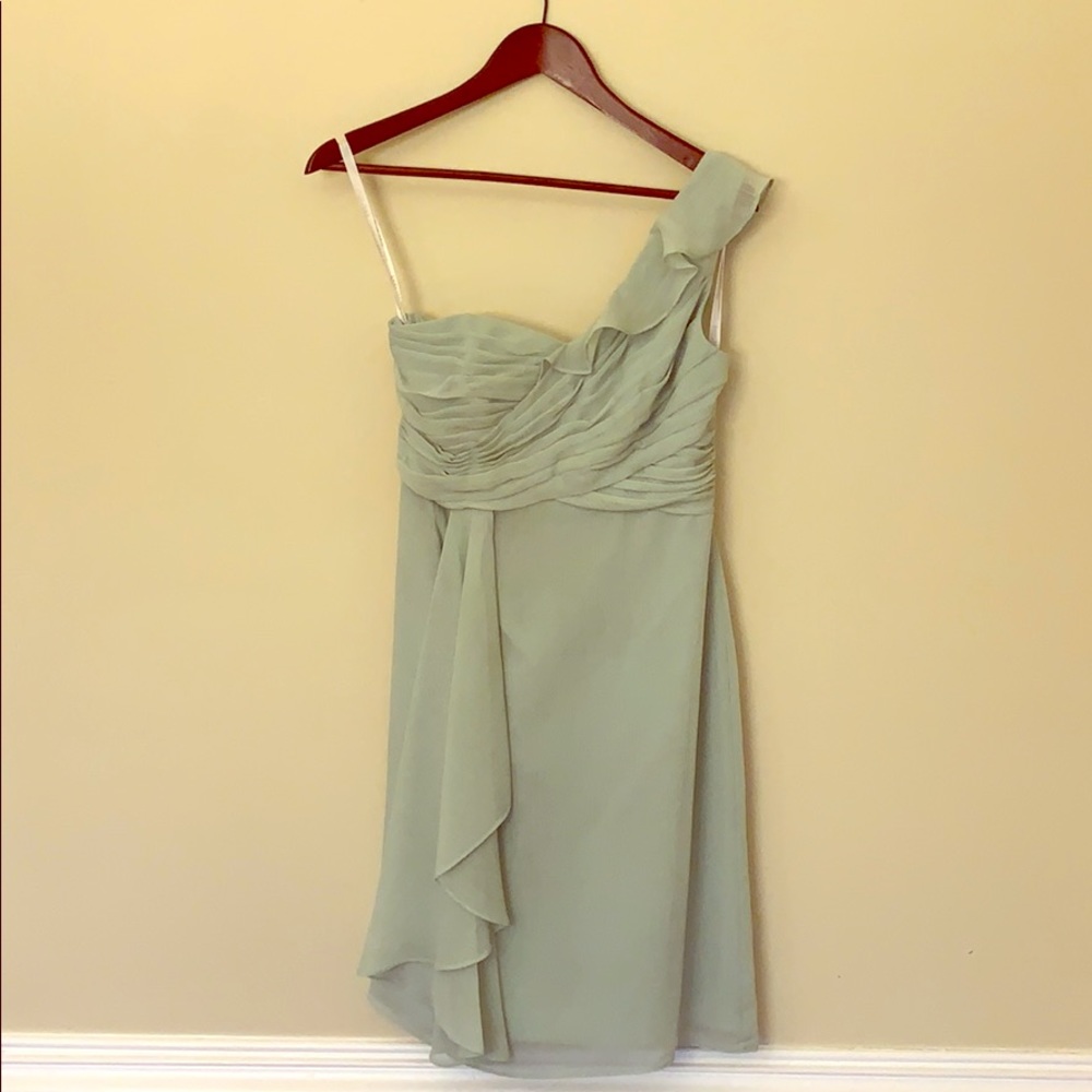 Beautiful mint green dress from David’s bridal